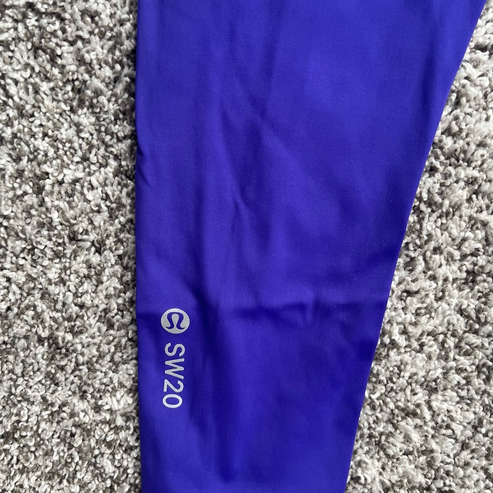 Lululemon run crop